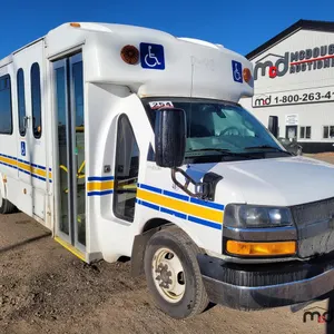 2016 Chevrolet Express G4500 Paratransit Bus