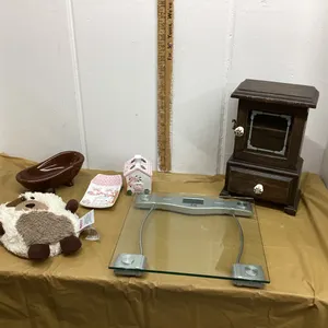 IFIT BATHROOM SCALE, HEAT BAG, SOAP DISH, VINTAGE TRINKET BOX