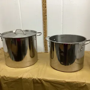 (2) STAINLESS STEEL STOCK POTS - ONLY ONE WITH A LID