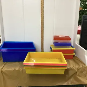 PLASTIC STORAGE CONTAINERS
