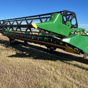 30’ JD 930F Flex straight cut header, S/N 696257