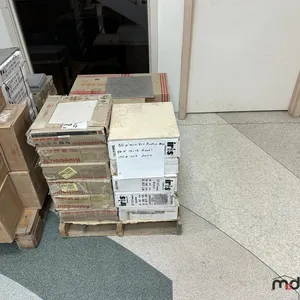 Pallet of Assorted Tiles
 UNRESERVED