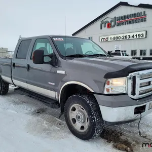 2006 Ford F350 XLT Truck