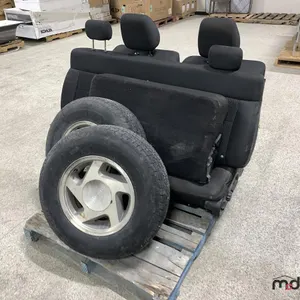 (2) Tires, Seats from 13' F150 & Tailgate Protector
 UNRESERVED