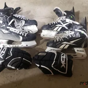 Hockey Gloves and Skates
 UNRESERVED