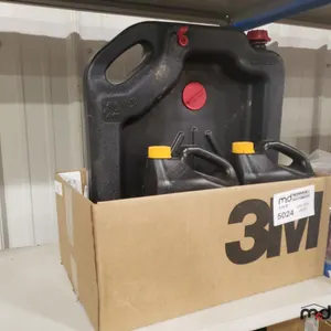 Box of Oil Tray and Anti Freeze (1 Jug is Half Full)
 UNRESERVED