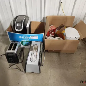 Keurig Machine, Toasters and Misc.
 UNRESERVED