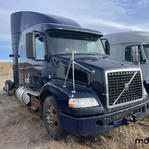 2014 Volvo VNM T/A Sleeper Semi Truck (Non-Runner)
 UNRESERVED