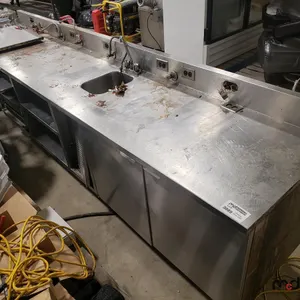 Stainless Steel Service Station (144" x 30" x 42")
 UNRESERVED