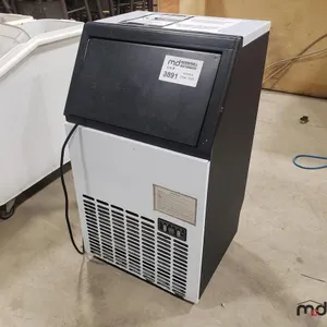 Portable Ice Maker
 UNRESERVED