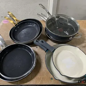 Assorted Frying Pans 
 UNRESERVED