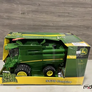 John Deere S670 Big Farm Combine
 UNRESERVED