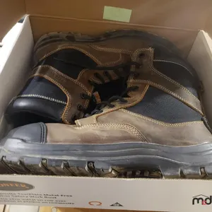 Pioneer Size 9 Safety Work Boots
 UNRESERVED