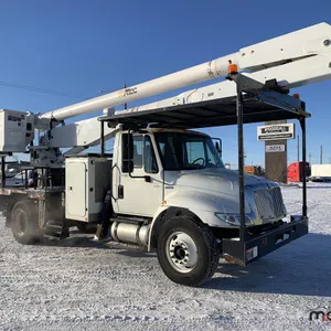2008 International 4300 w/ Aerial Device
 UNRESERVED