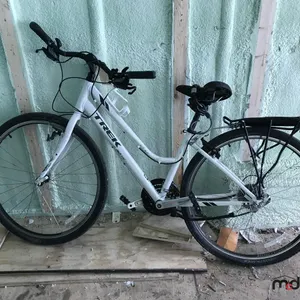 Track Verve1 Bike
 UNRESERVED