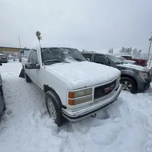 IMPOUND UNIT: 1998 GMC K/V 1500 Truck
 UNRESERVED
