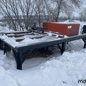 Plasma Table
 UNRESERVED
