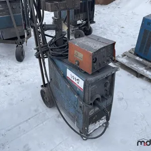 Miller Millermatic 300 & Acklands Limited AK-22A Wire Feeder
 UNRESERVED