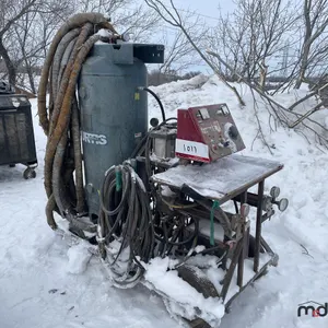 Insulating Machine
 UNRESERVED