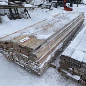 Bundle of Assorted Lumber 2x4 & 2x6 (Approx. 16' in Length)
 UNRESERVED