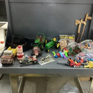 KIDS HAT, MODEL KIT, DINKY TOYS, JD TRACTORS