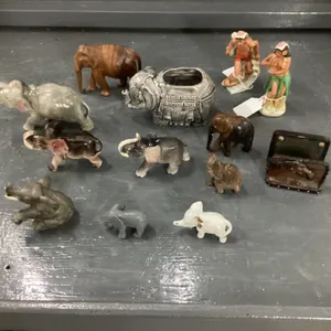 ELEPHANT FIGURINES, HULA GIRLS, HORSE BUS CARD HOLDER