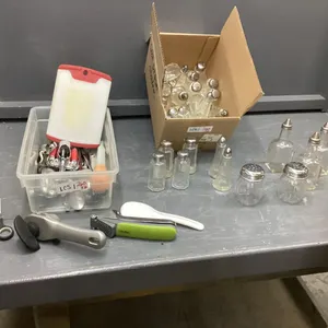 UTENSILS, SALT PEPPER SHAKERS