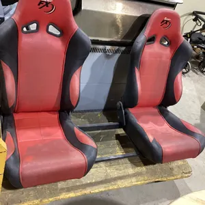 2 RACING SEATS