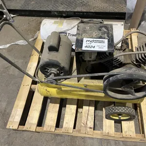 Tradesman K75 Heater & John Deere B100 Air Compressor
 UNRESERVED