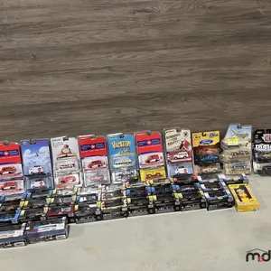 Misc. Mini Vehicle Models
 UNRESERVED