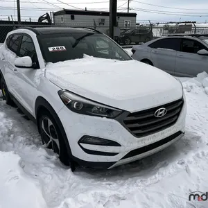 SALVAGE UNIT: 2016 Hyundai Tucson SUV (White)
 UNRESERVED