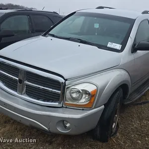 2005 Dodge  Durango SLT 
