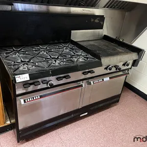 Garland Double Oven 
 UNRESERVED