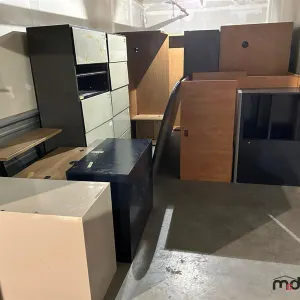Locker 212 (10' x 24')
 UNRESERVED