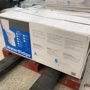 Water Ridge Toilet Bowl & Tank Set
 UNRESERVED