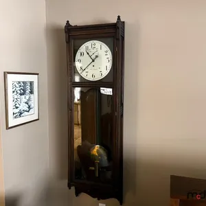 Seth Thomas Wall Clock
 UNRESERVED