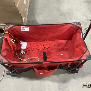 Wagon
 UNRESERVED