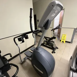 Precor CLM835 Stepper
 UNRESERVED