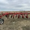 Massey Fergusen 880 5-Bottom Plow