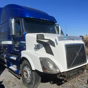 2016 Volvo VNL T/A Semi Truck
 UNRESERVED
