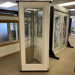 Door w/ Glass Panel & Blinds (32''x79'')
 UNRESERVED