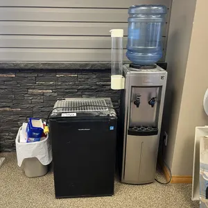 Hamilton Beach Mini Fridge and Water Dispenser
 UNRESERVED