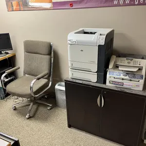 Printer, Monitor, Cabinet, Chairs & Misc.
 UNRESERVED