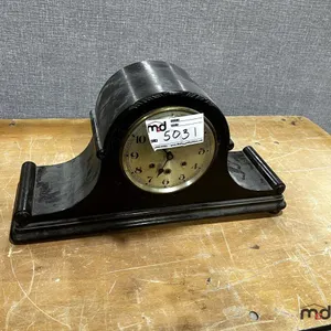 Antique Mantle Clock
 UNRESERVED
