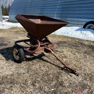 Spin spreader