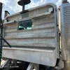 2001 Mack CL713 semi truck