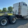 2007 International 9400i semi truck