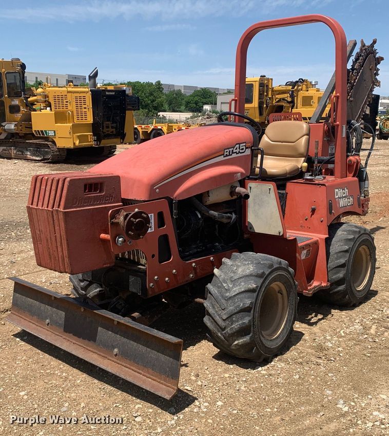2013 Ditch Witch RT45 trencher
