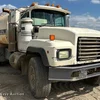 1997 Mack RD690S water truck