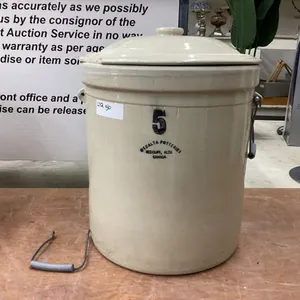 5 GALLON REDCLIFF MEDALTA CROCK W/ LID